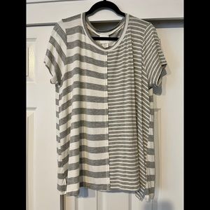 Sew in Love Gray & Ivory Stripe Short Sleeve Tee Large EUC
